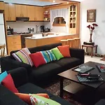 Zena Holiday Вилла *